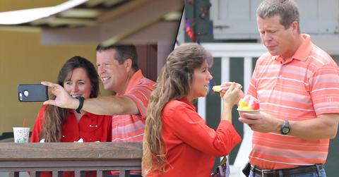Jim Bob Michelle Duggar Outfit Hawaii Pics