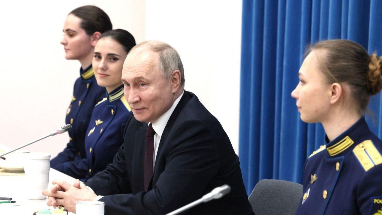 A Russian intelligence network faces accusations of involvement in a murder-for-hire plot in the U.S.