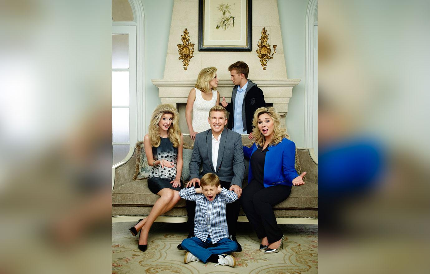 'Chrisley Knows Best' Mom Julie Chrisley Fake For The Cameras