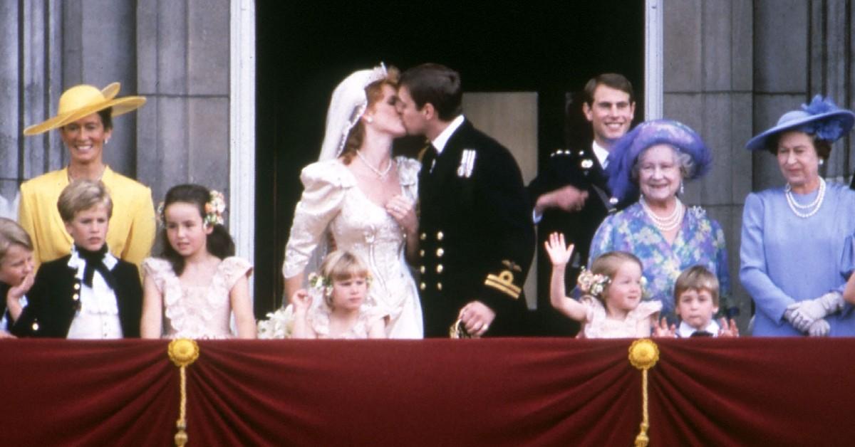 Photo of Sarah Ferguson and Andrew Windsor with the Royal Family