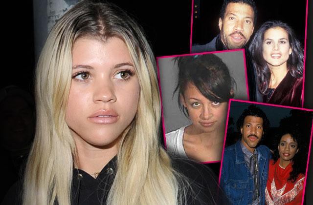 //Justin Bieber Girlfriend Sofia Richie Family Secrets And Scandals Exposed pp