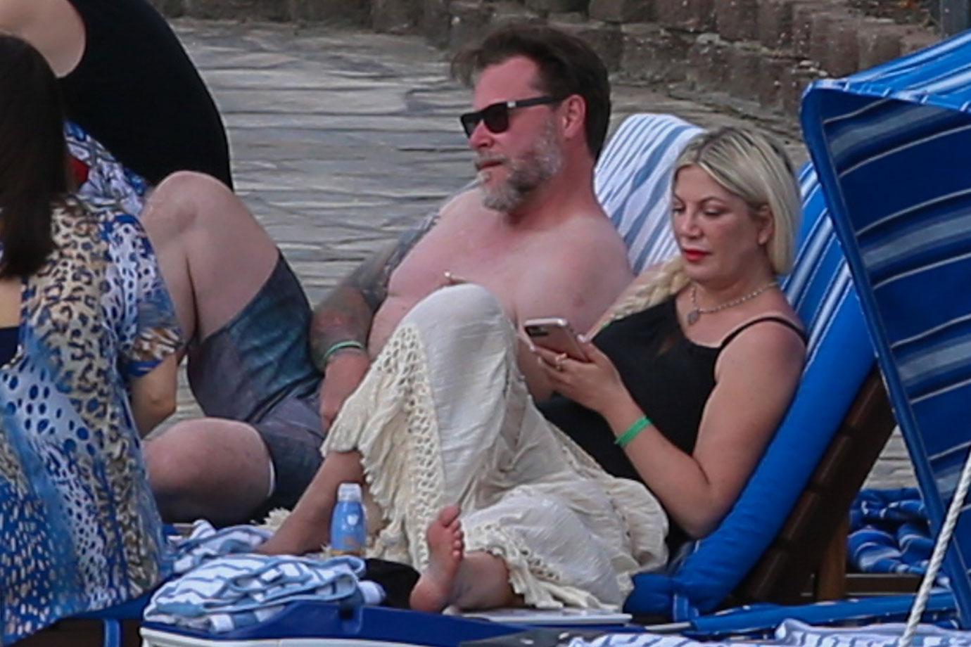 Tori Spelling Dean McDermott Hawaii Vacation Marriage