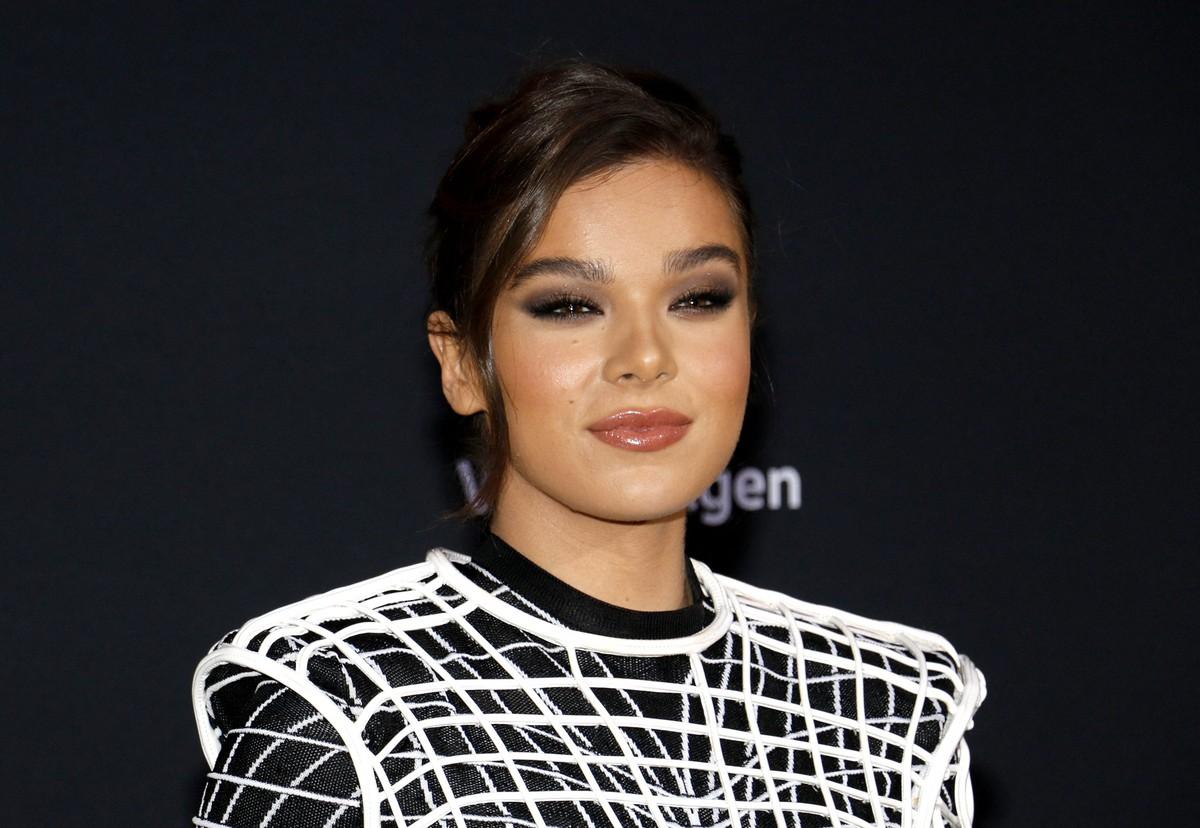 Hailee Steinfeld said 'Glee' star Lea Michele ignored her request for an autograph.