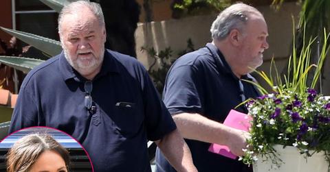 //Meghan Markle Dad Mother Flowers Wedding PP