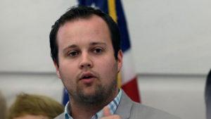 josh in more trouble fbi responds to rumors duggars home raided pp x