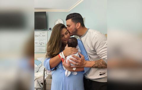 vanderpump rules jax taylor bachelor colton underwood gay tweet