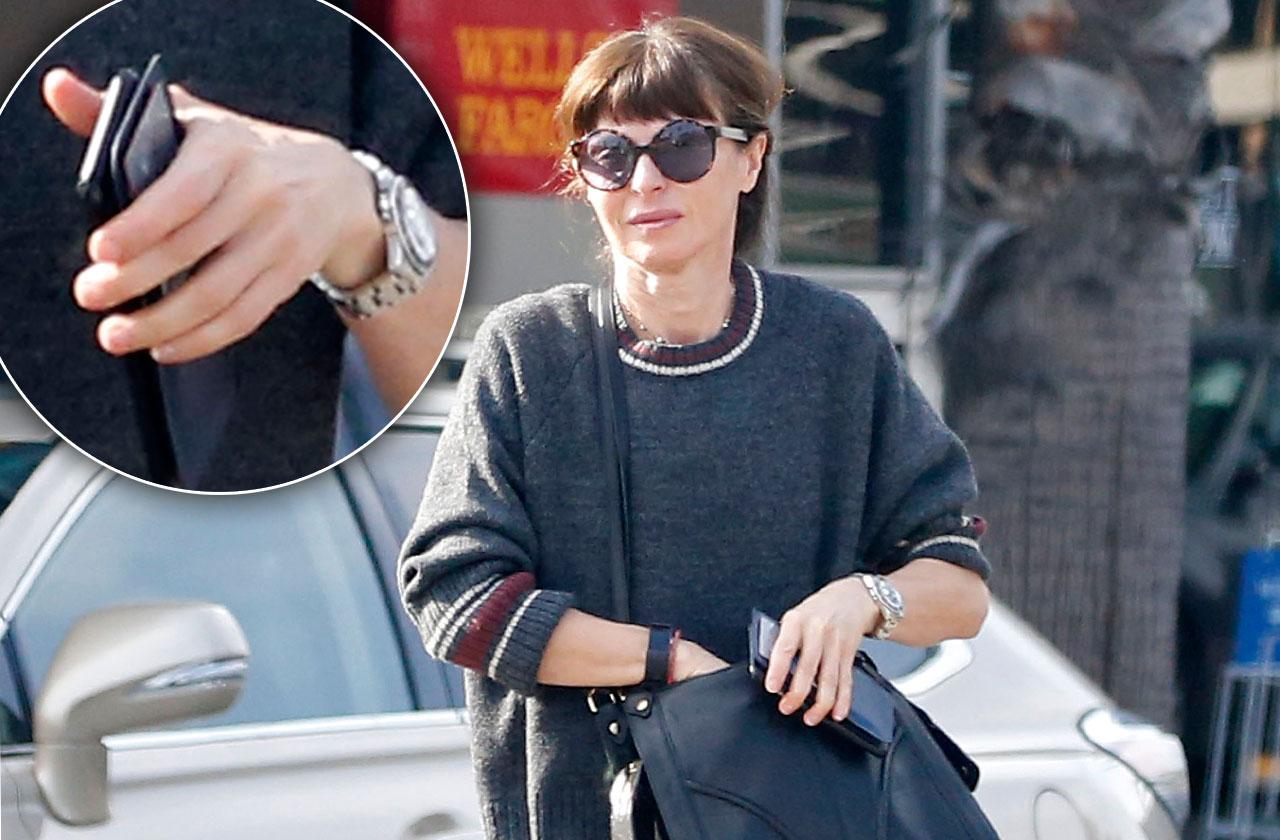 Ewan McGregor Wife Not Wearing Wedding Ring