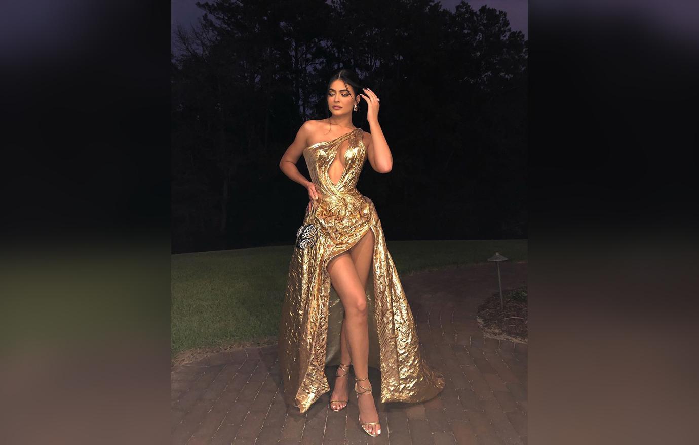 Most Shocking Kardashian-Jenner Outfits Of 2019