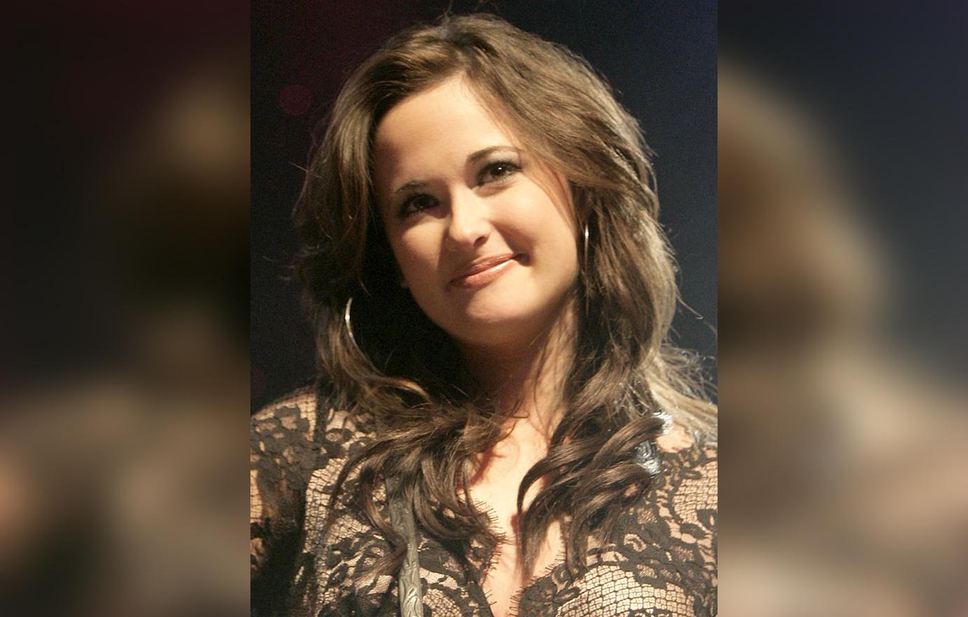 Kacey Musgraves Plastic Surgery Transformation Exposed