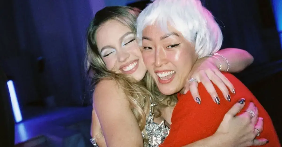 picture of Sydney Sweeney and pals