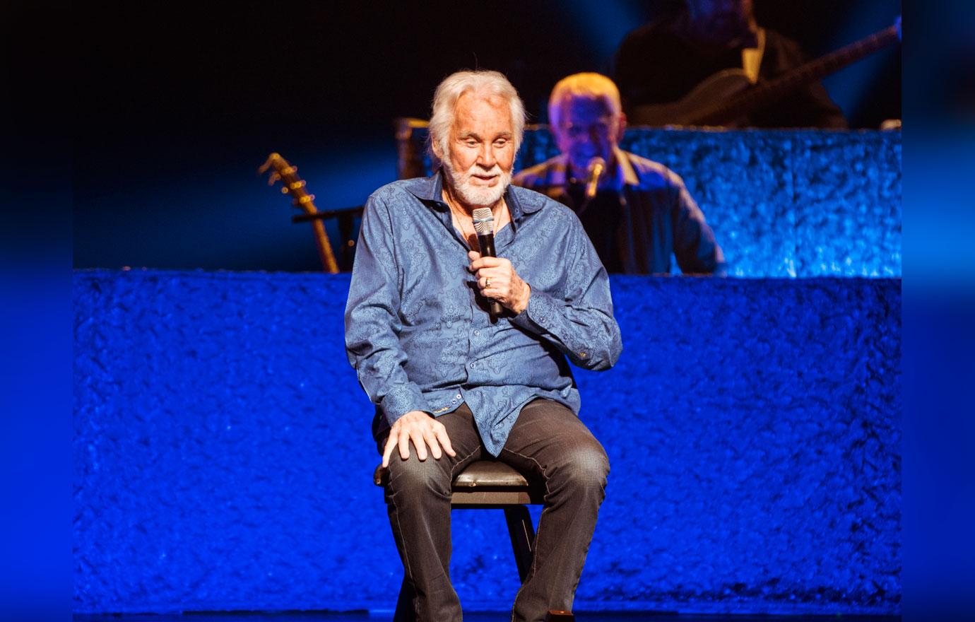 Kenny Rogers Secrets And Scandals Revealed