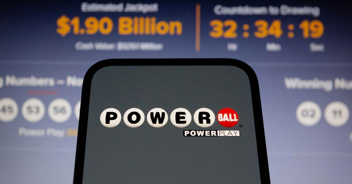 powerball  billion winner edwin castro lawsuit man suing over stolen ticket dropped by lawyer bombshell video