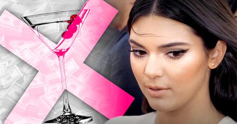 //kendall jenner throw money waitress hailey baldwin pp sl