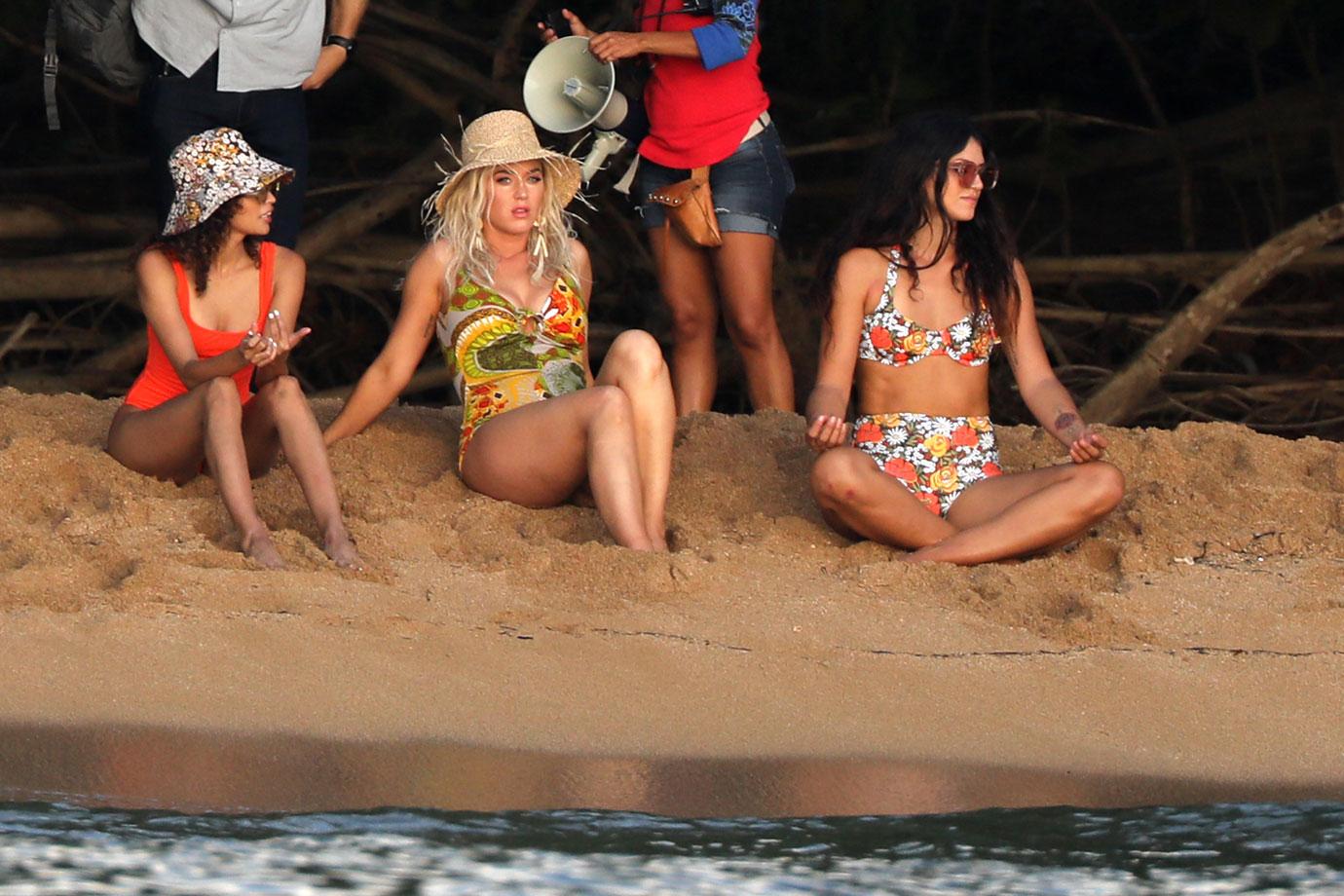 Fun In The Sun! Katy Perry Stuns In Sexy Swimsuit On Set Of New Music Video