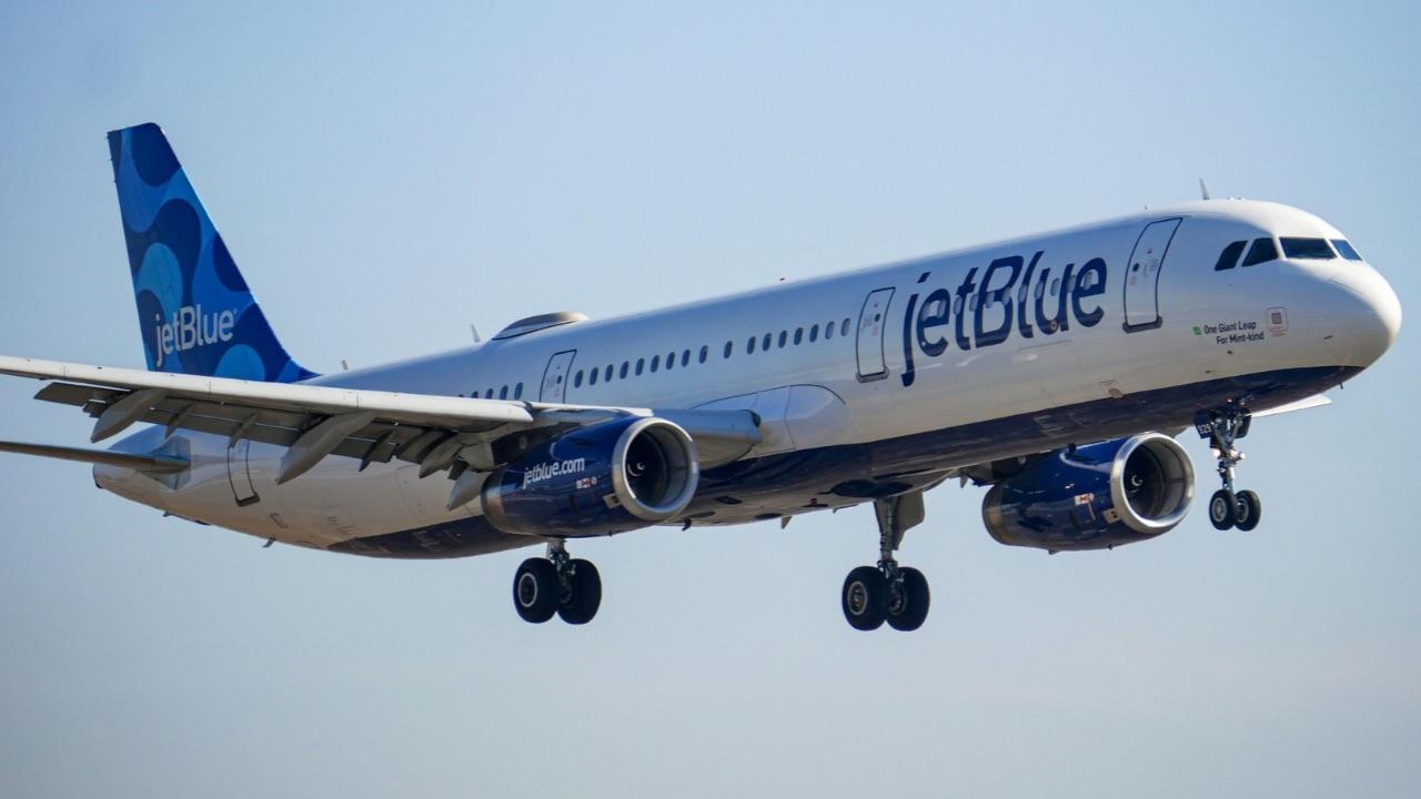JetBlue plane