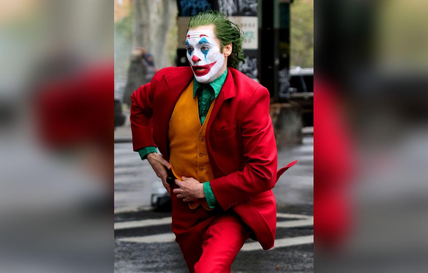 Joaquin Phoenix Joker Makeup