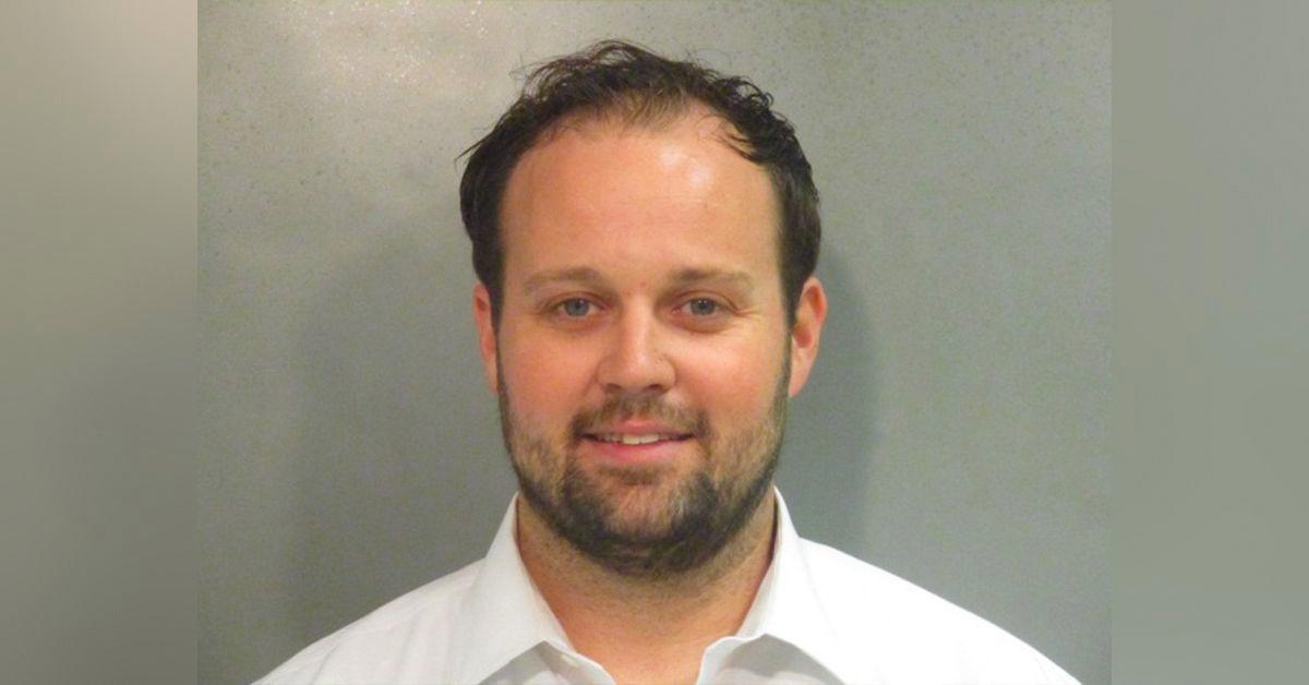 josh duggar texas prison no hugs family photos  years