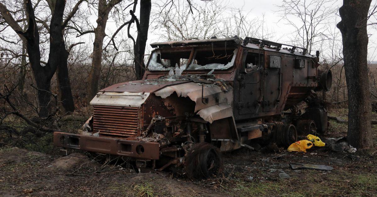 Putin Sends 70-year-old Tanks From Russian Museums Into Ukraine