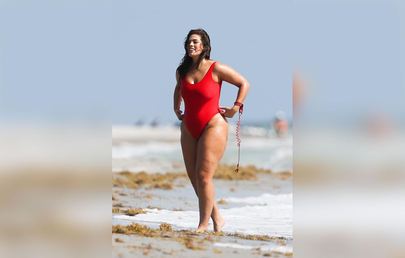 Ashley Graham Plus Size Model Boobs Butt Photos -- Sports Illustrated Girl  In A Red Suit Miami
