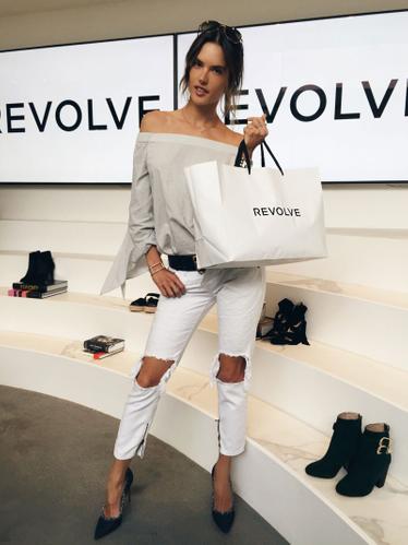 //Alessandra Ambrosio Looks White