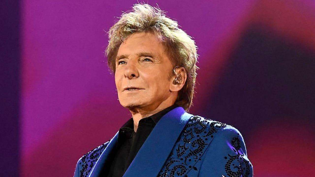 Photo of Barry Manilow
