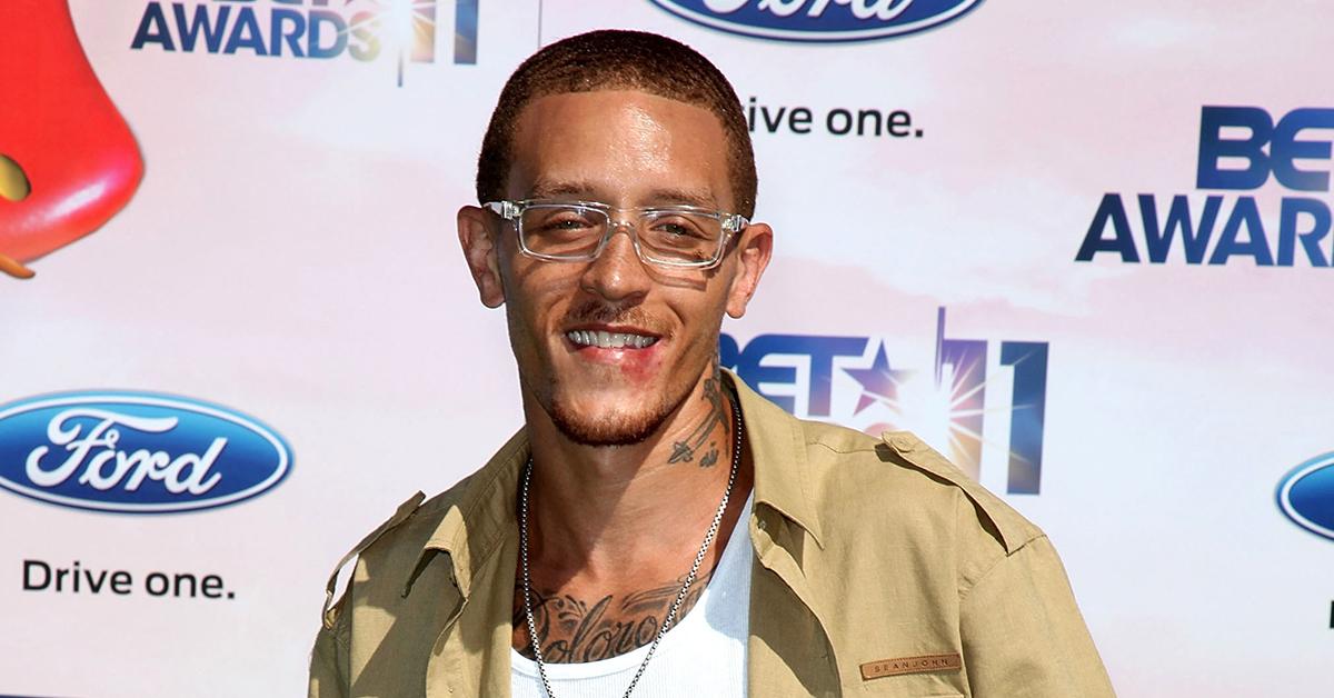 delonte west panhandling money video mental health