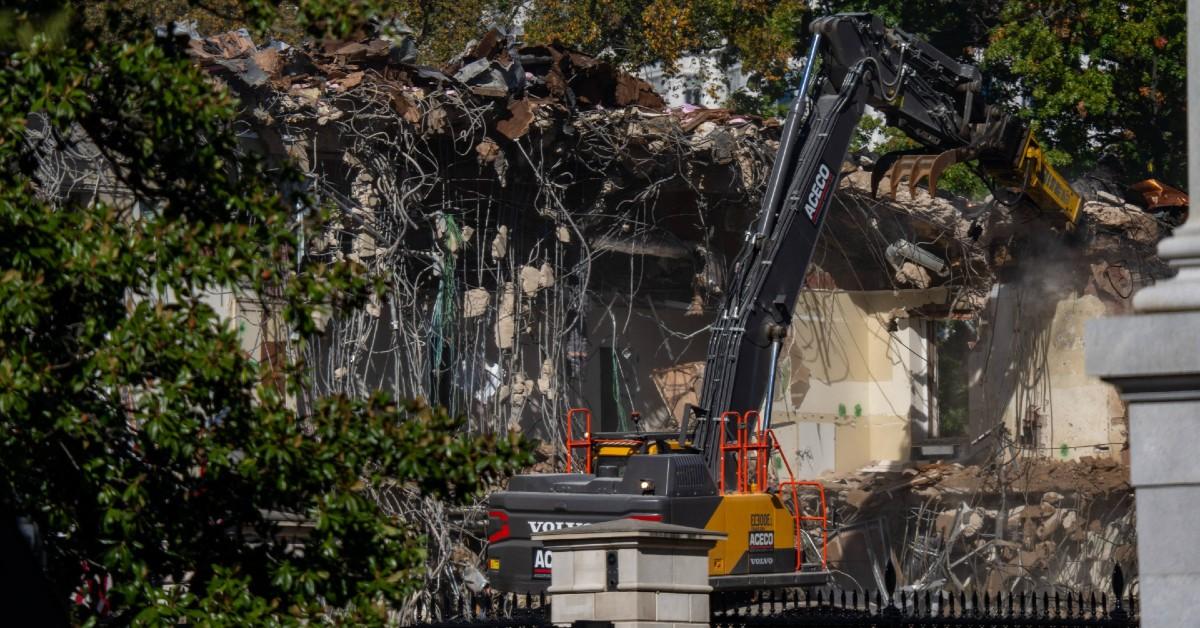 Photo of construction at the White House