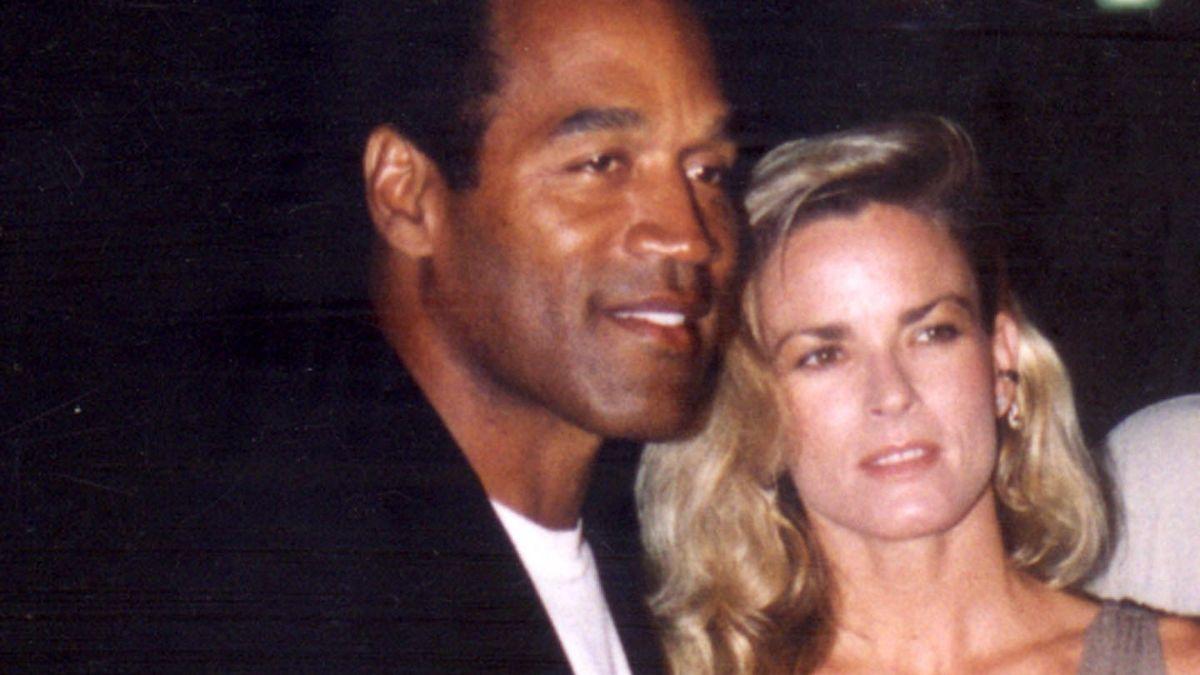 Photo of O.J and Nicole Simpson