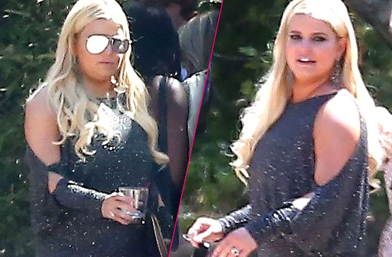 //jessica simpson pregnant rumors baby bump pic pp