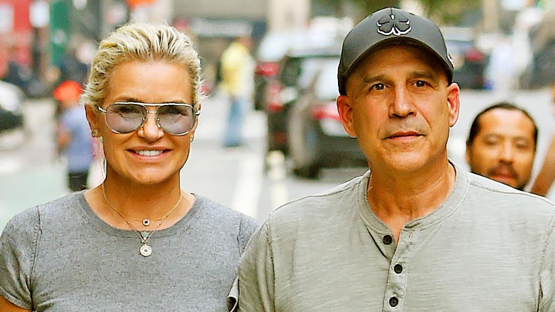 Yolanda Hadid walking and holding hands with Joseph Jingoli.