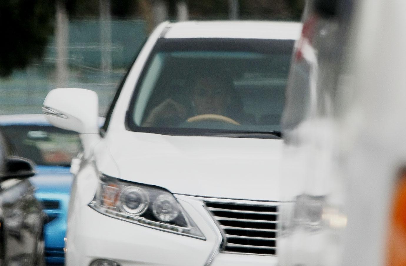 //eva mendes parks suv disabled spot