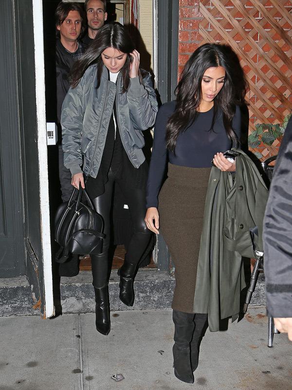 //Kim Kardashian Wardrobe Malfunctions