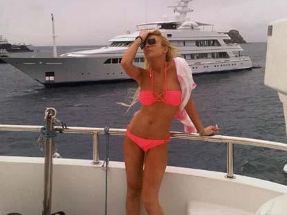 //lindsay lohan bikini