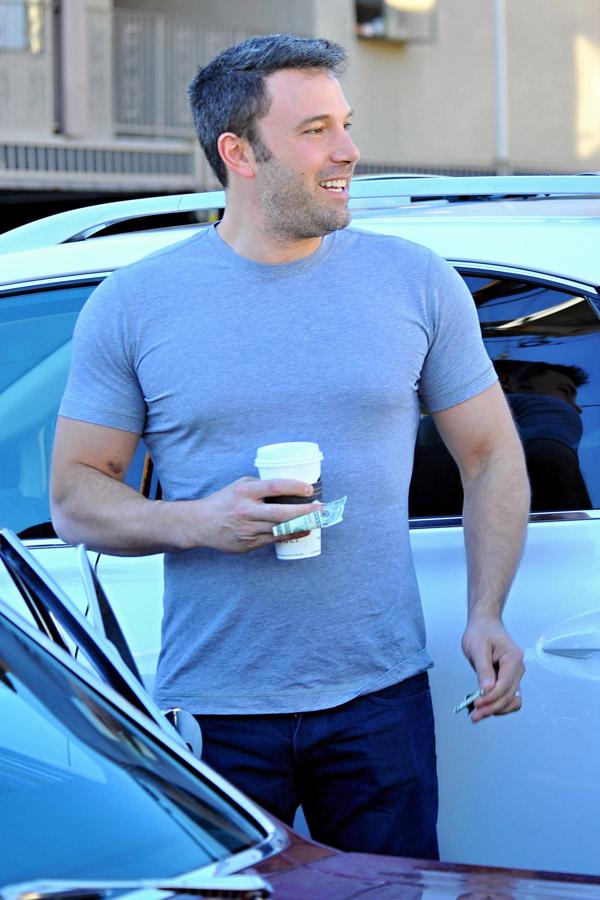 Ben Affleck Flaunts Buff Batman Body