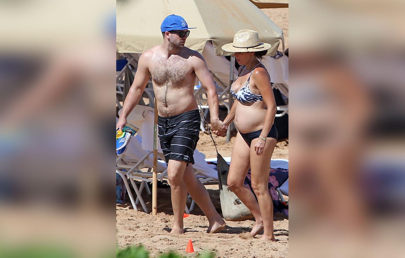 jamie lynn sigler bikini pregnant baby bump