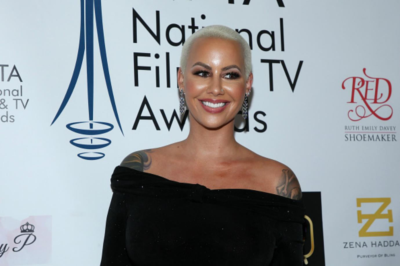 Amber Rose on the red carpet.