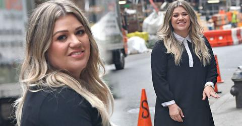 Kelly Clarkson Post Baby Body Black Dress