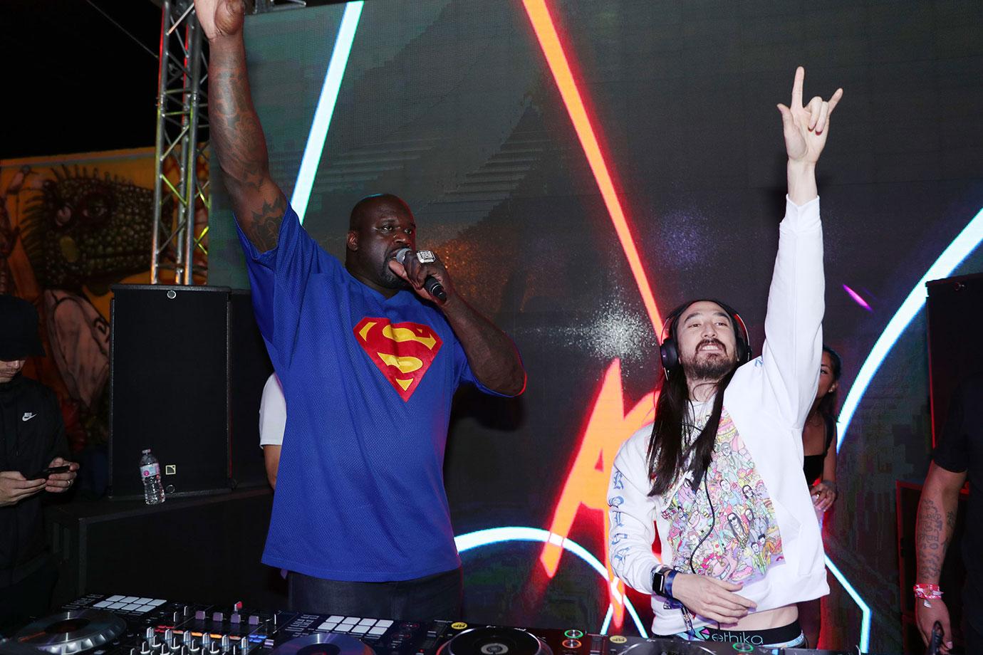 //Shaquille ONeal Steve Aoki