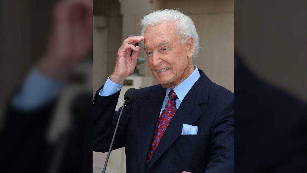 Barbara Hunter said Bob Barker struggled after wife, Dorothy Jo's death following her lung cancer diagnosis in 1981.