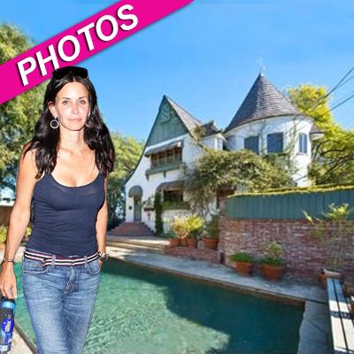 Courteney Cox fights for her 'Friends' apartment