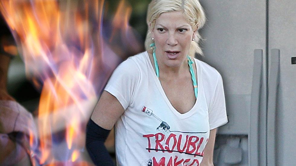 Tori Spelling Files Lawsuit Against Benihana Over Hibachi Grill Burn(01)
