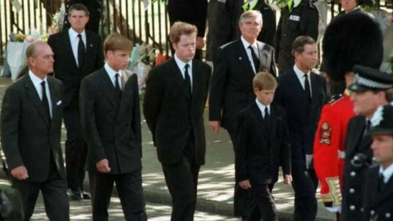Photo of Princes Diana Funeral Procession
