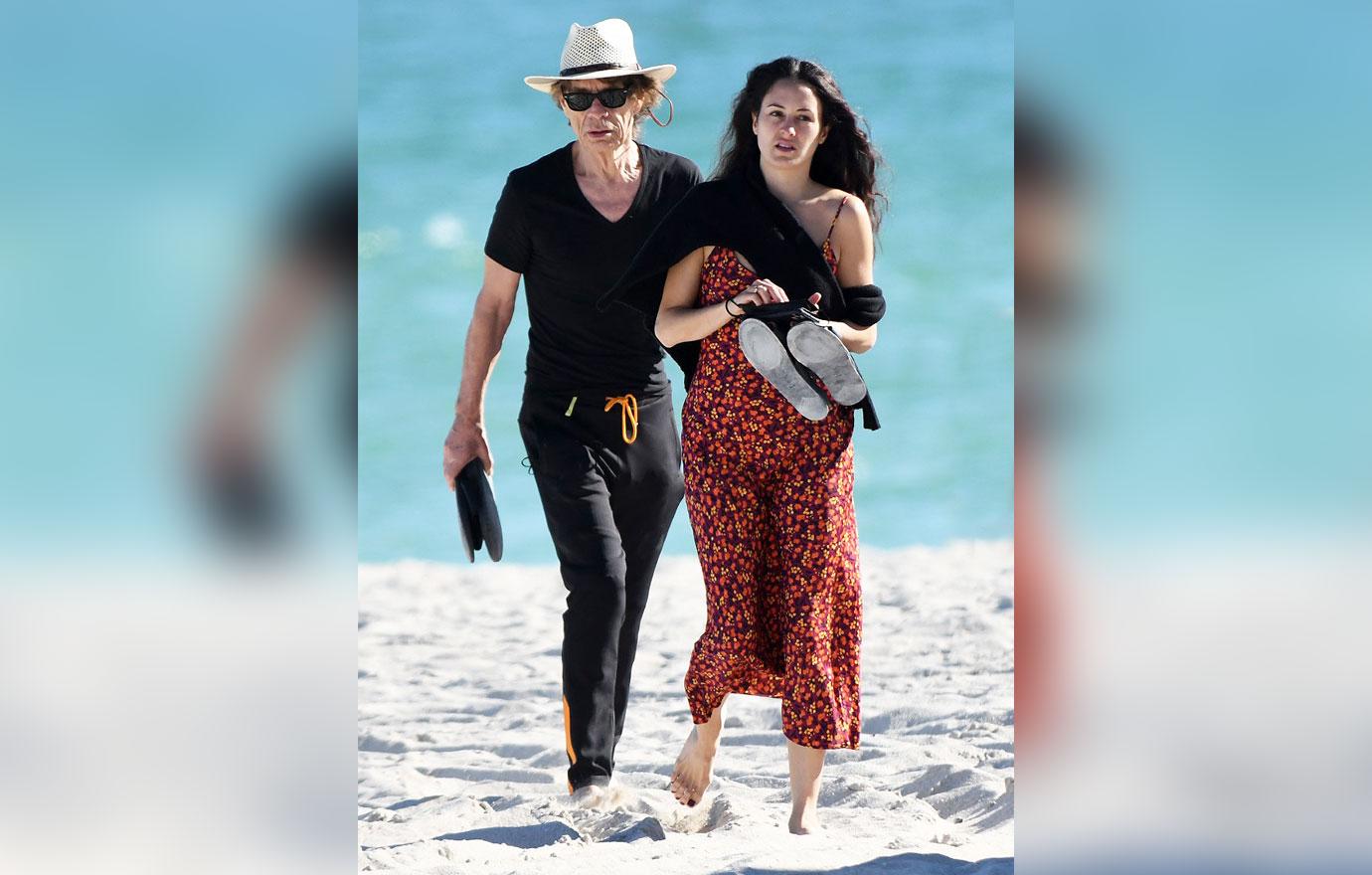 Mick Jagger And His 34 Year Old Girlfriend Celebrate 7 Years With Pda Filled Miami Vacation 3447