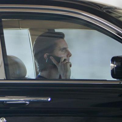 //scott disick phone driving