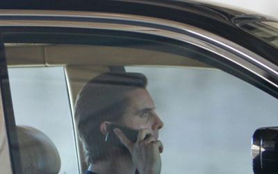 //scott disick phone driving