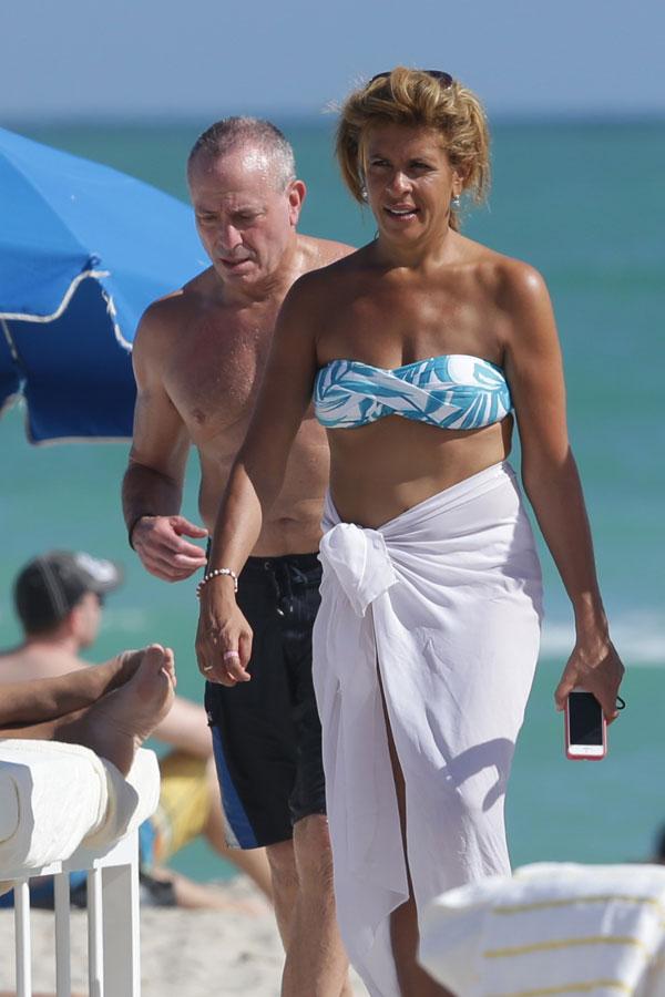 Next Stop, The Altar? Hoda Kotb 'In Love' With Newly-Revealed Beau Joel  Schiffman