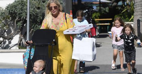 Tori Spelling Takes Kids For Pizza And Ice Cream In Malibu