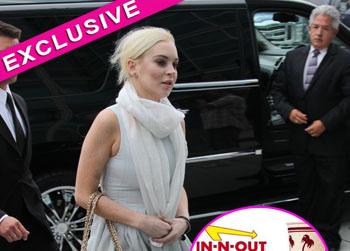 //lindsay lohan in n out burger morgue splash