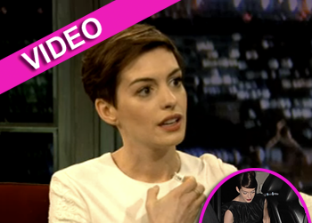 //anne hathaway fallon splash