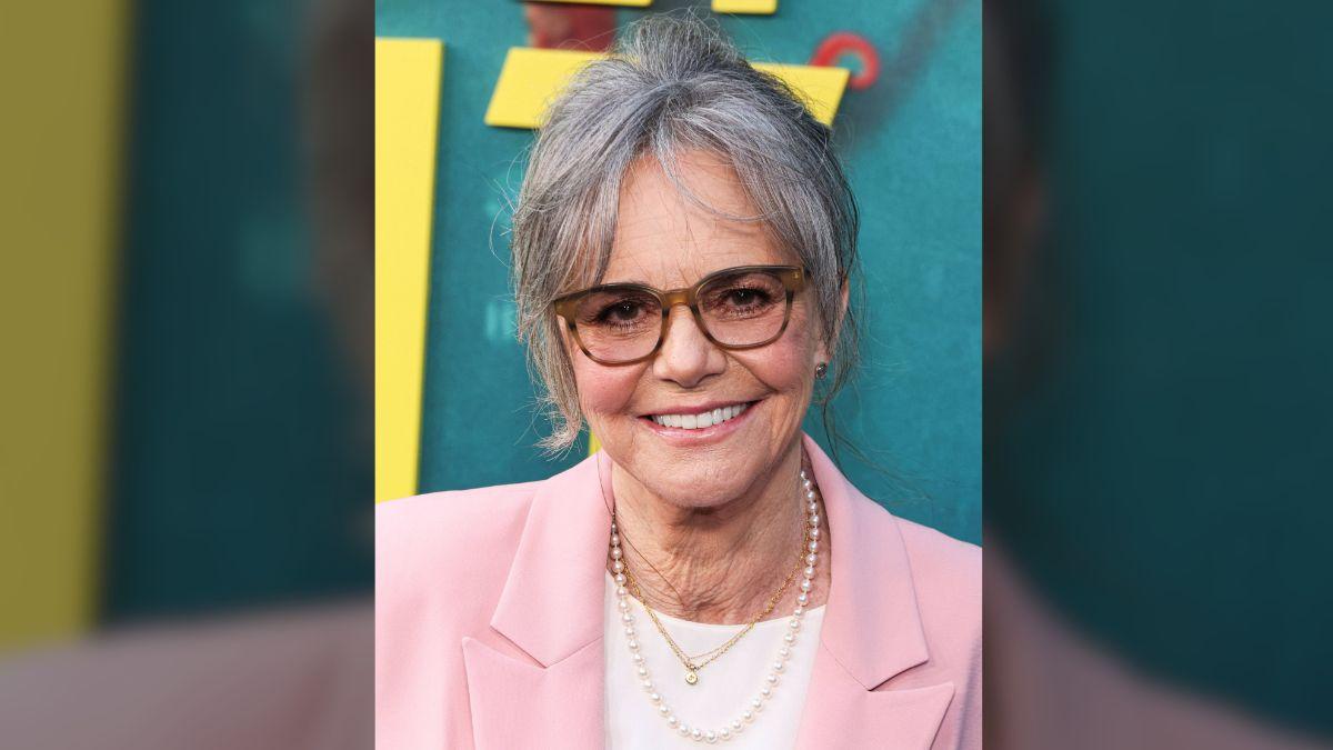 sally fields second act oscar winner cashes in at